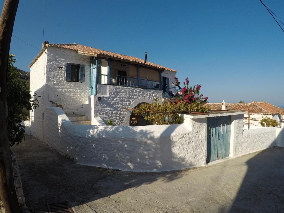 Lovely Traditionnal House With Sea View Tirós Exterior foto